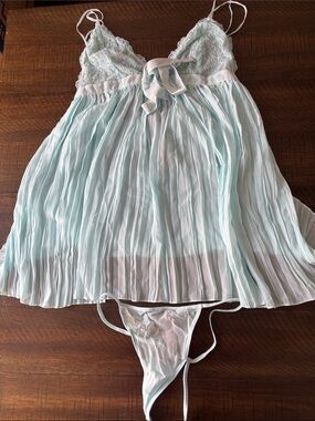 NWT Victoria’s Secret Delicate Lace & Pleated Babydoll Chemise - Pale Blue 2 pc
